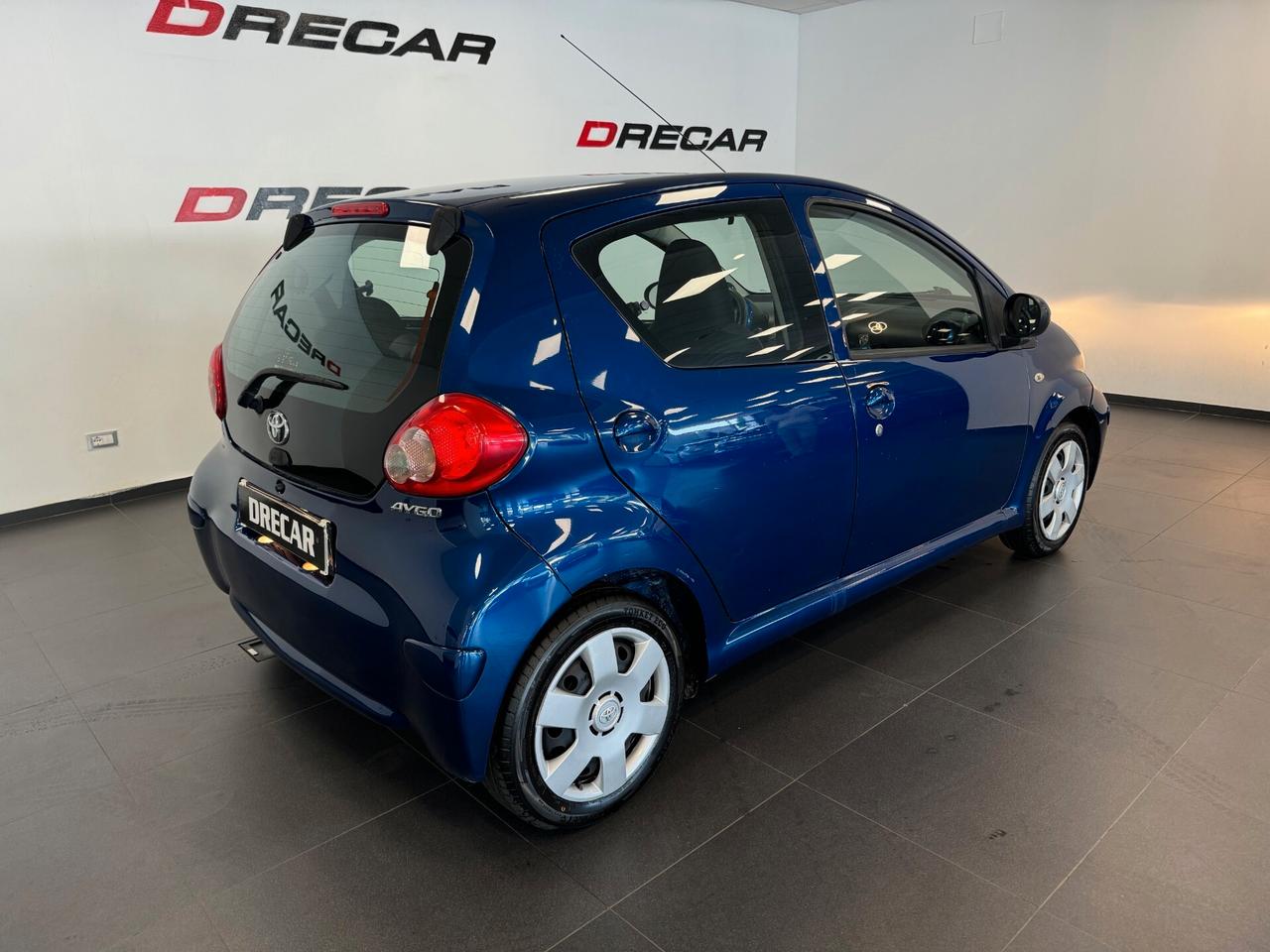 Toyota Aygo 1.0 12V VVT-i 5 porte AUTOMATICO 130.000 KM