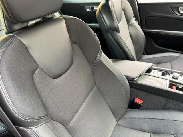 VOLVO V60 Cross Country D4 AWD Geartronic Business Plus