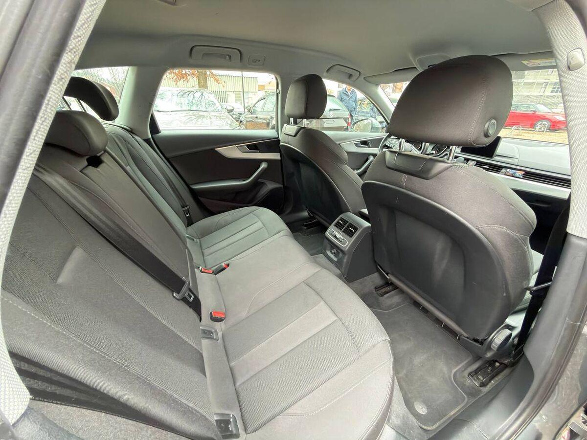 Audi A4 Avant 40 2.0 tdi S line edition 190cv s-tronic