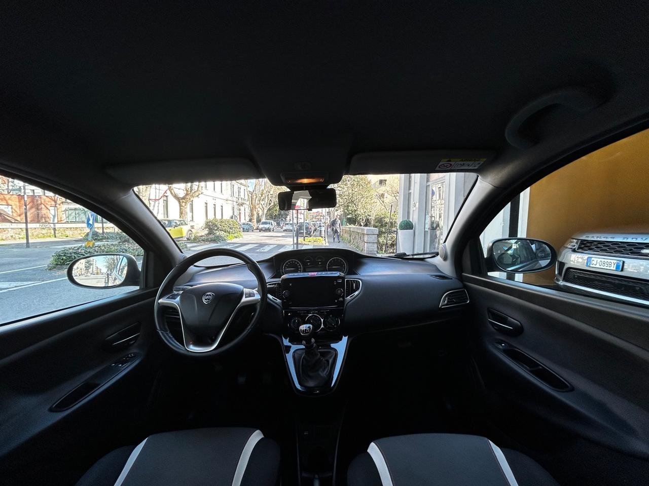 Lancia Ypsilon 1.0 FireFly HYBRID 5p s&s Gold *49000KM*CARPLAY*