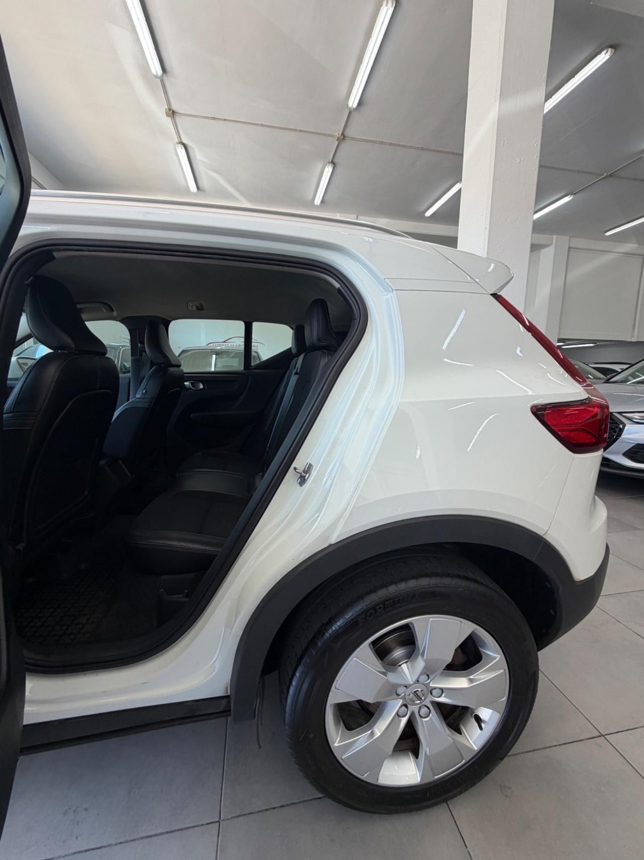Volvo XC40 R-design FINANZIABILE
