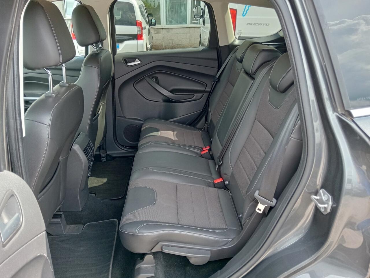 Ford Kuga 1.5ecob. TITANIUM 4X4 Automatica