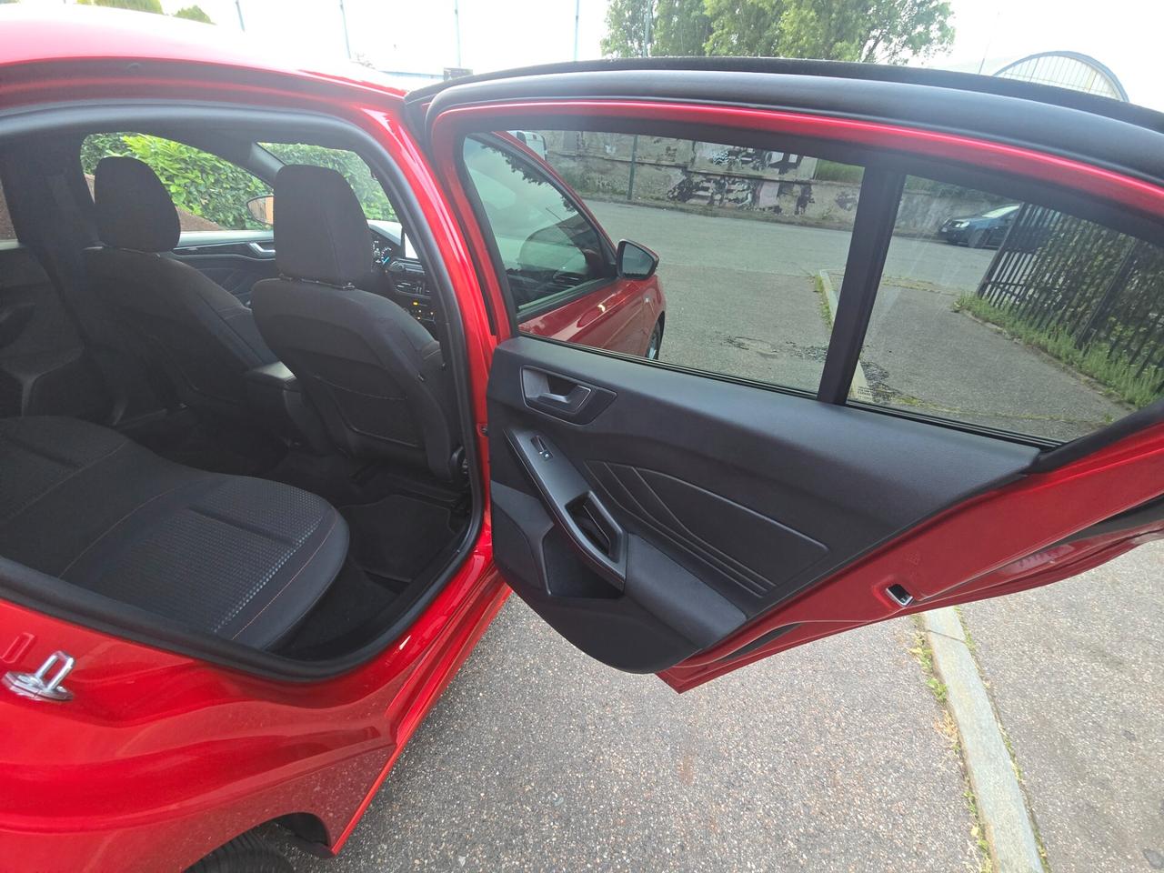 FORD Focus ST-Line 1.0 (125CV) Ecoboost Hybrid