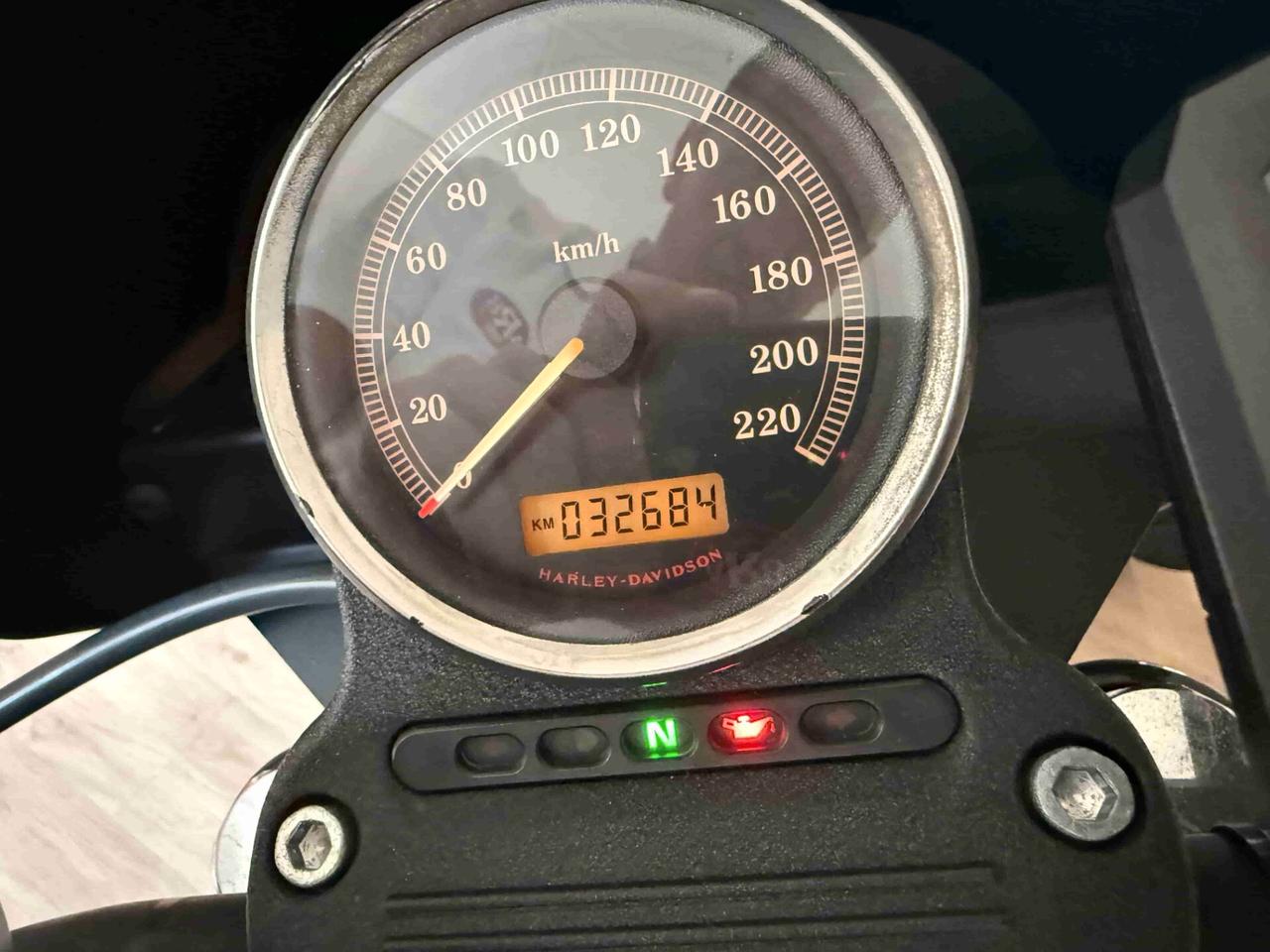 Harley-davidson 883