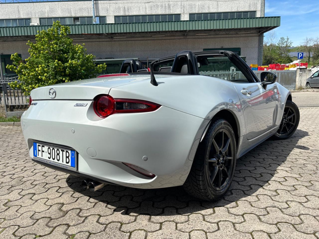 Mazda MX-5 1.5L Skyactiv-G