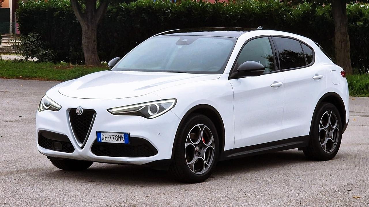 Alfa Romeo Stelvio 2.2 160 CV AT8 RWD