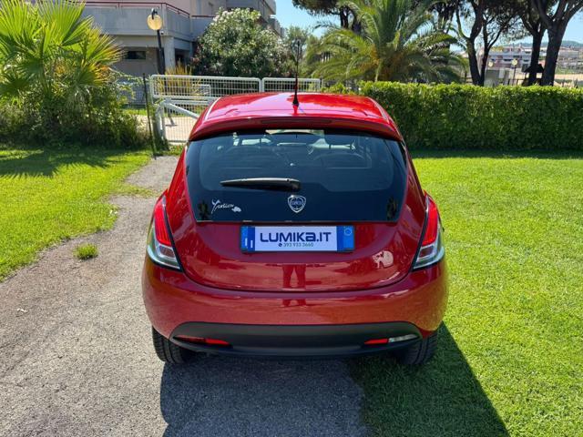 LANCIA Ypsilon 0.9 TwinAir 85 CV 5 porte Metano Ecochic Gold