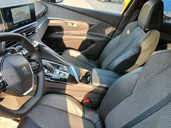 PEUGEOT 3008 1.5 BlueHDi 130 CV S&S EAT8 ALLURE