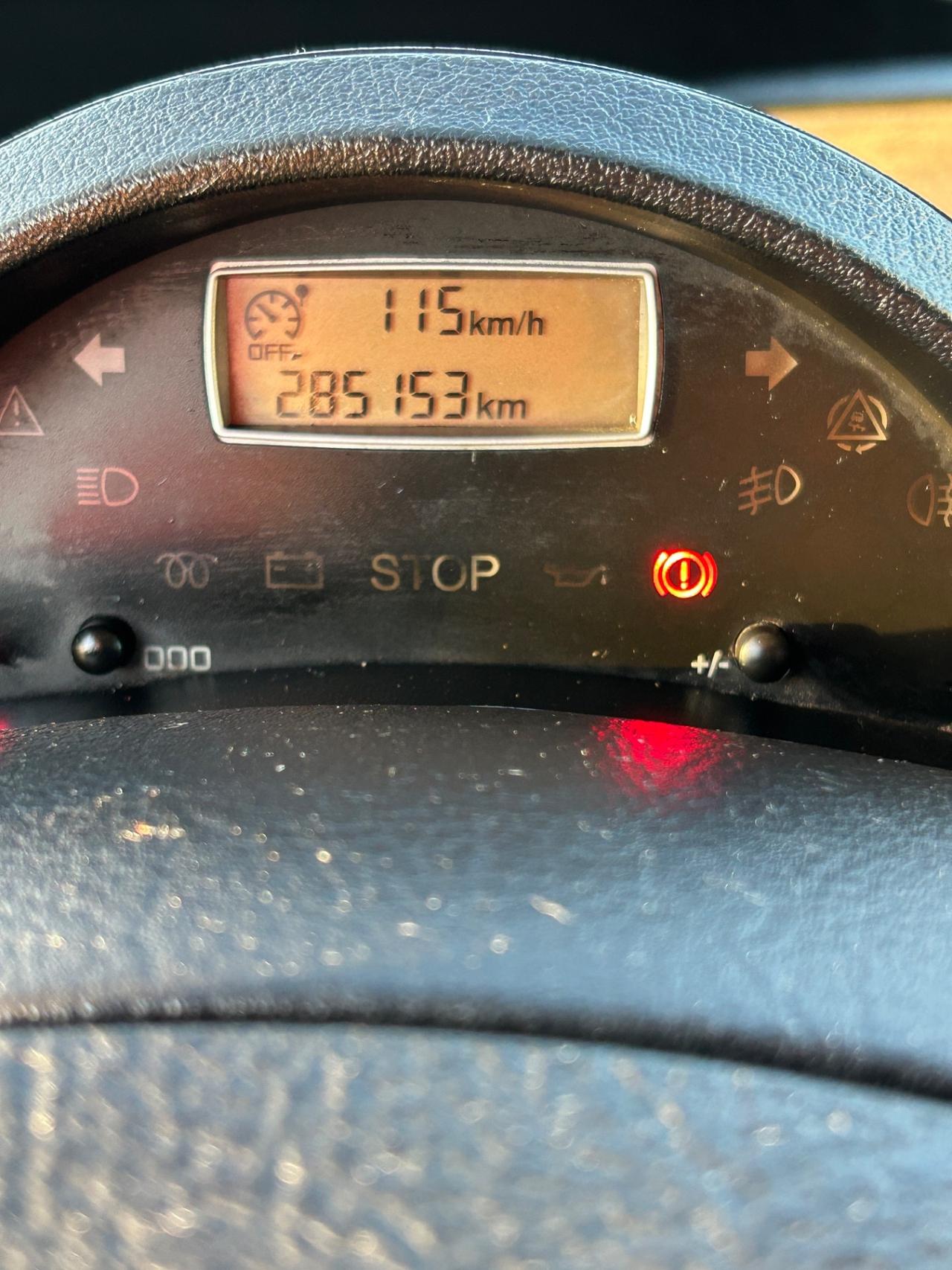 Peugeot 807 2.0 HDi 163CV SV