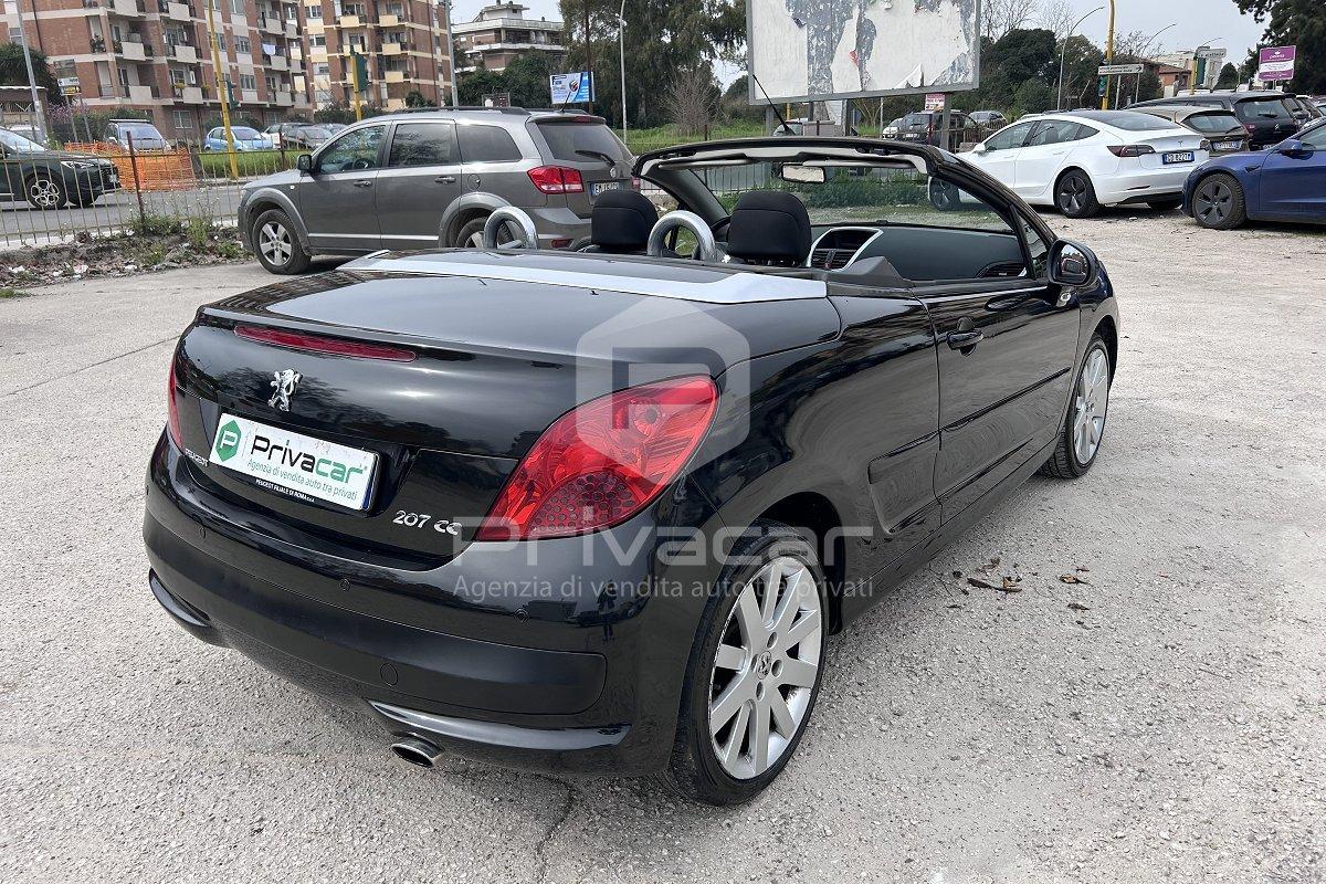 PEUGEOT 207 1.6 HDi 110CV CC Féline