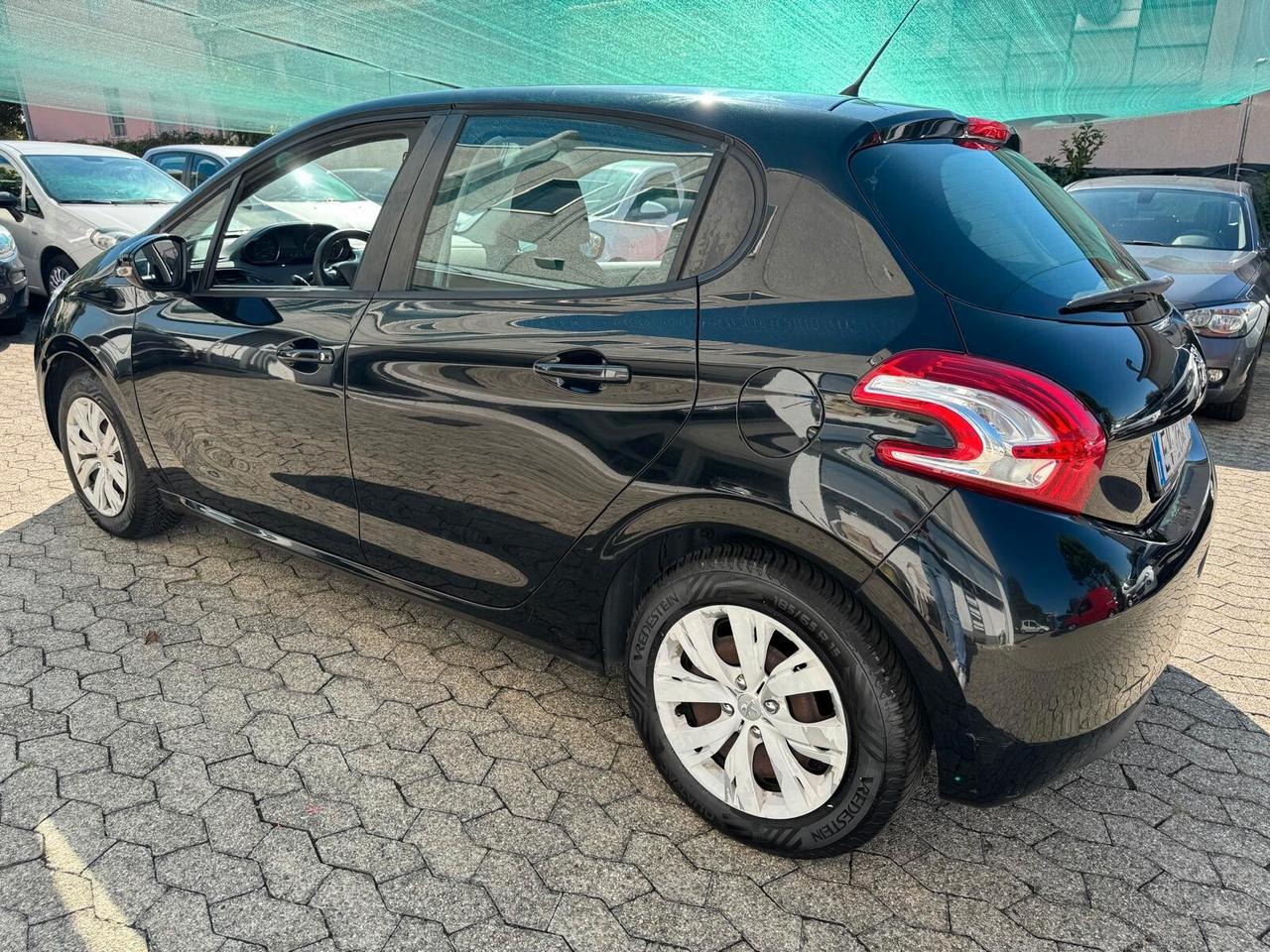 Peugeot 208 1.2 VTi 82 CV 5 porte Active
