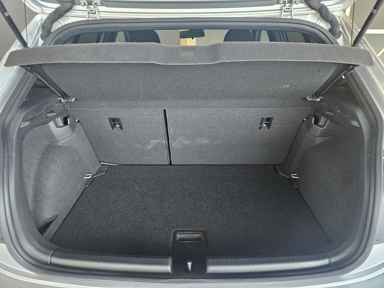 Volkswagen Polo 1.0 tsi R-Line 95cv