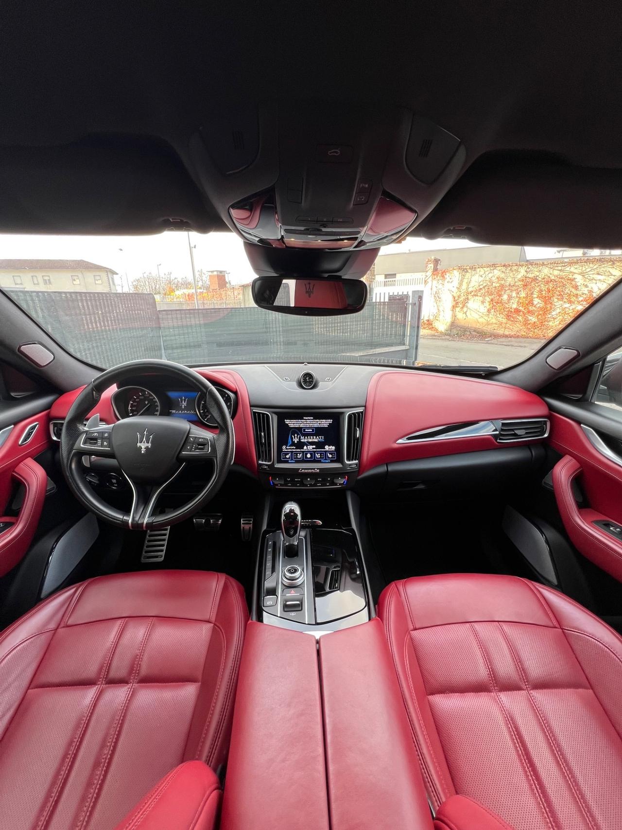 Maserati Levante V6 430 CV S AWD