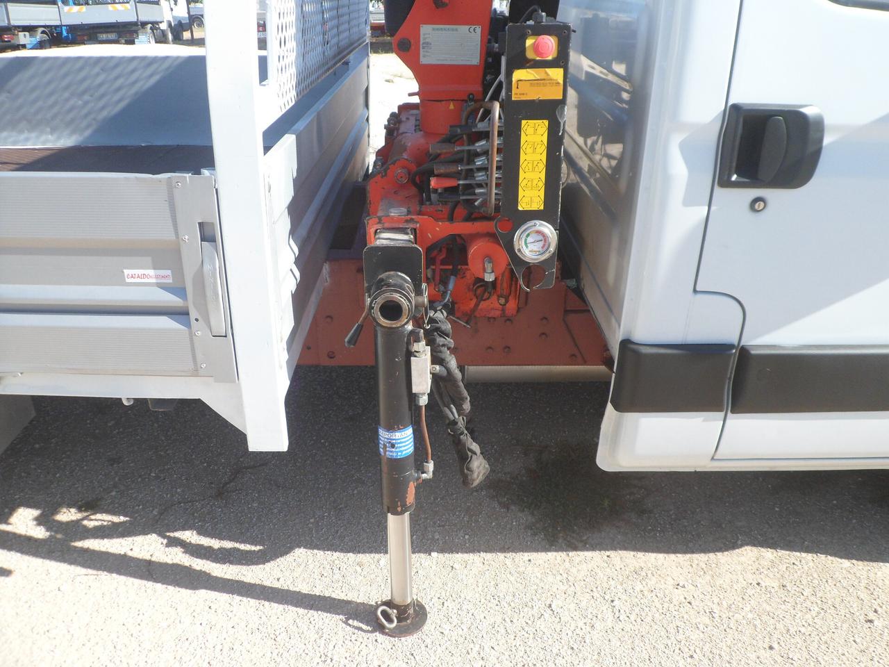 Iveco Daily 35c13 cassone fisso con gru
