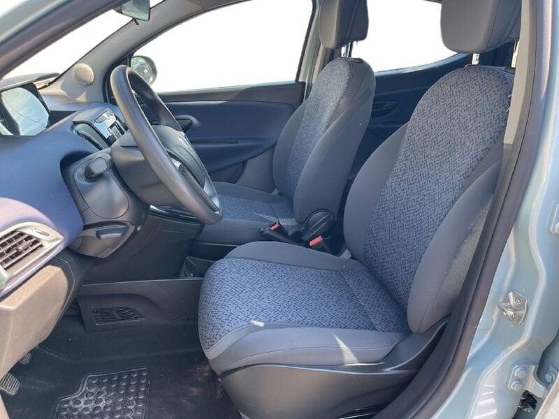 Lancia Ypsilon NUOVA My24 402 Oro 1.0