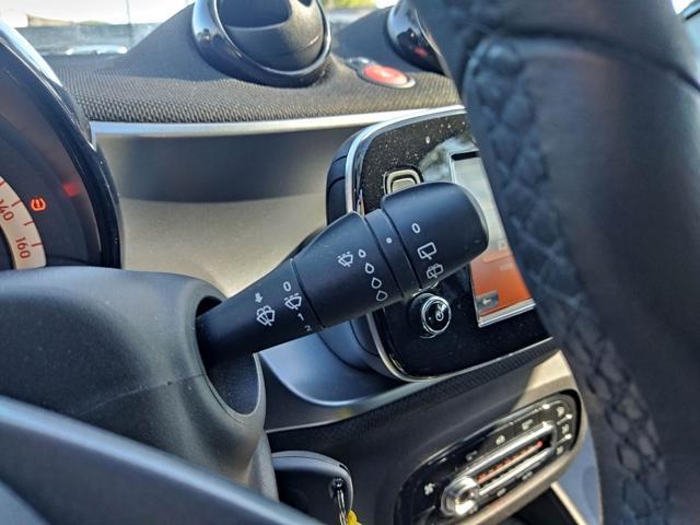 SMART ForFour EQ PASSION ELETTRICA 56cv(41 kW) SENS PARK CERCHI