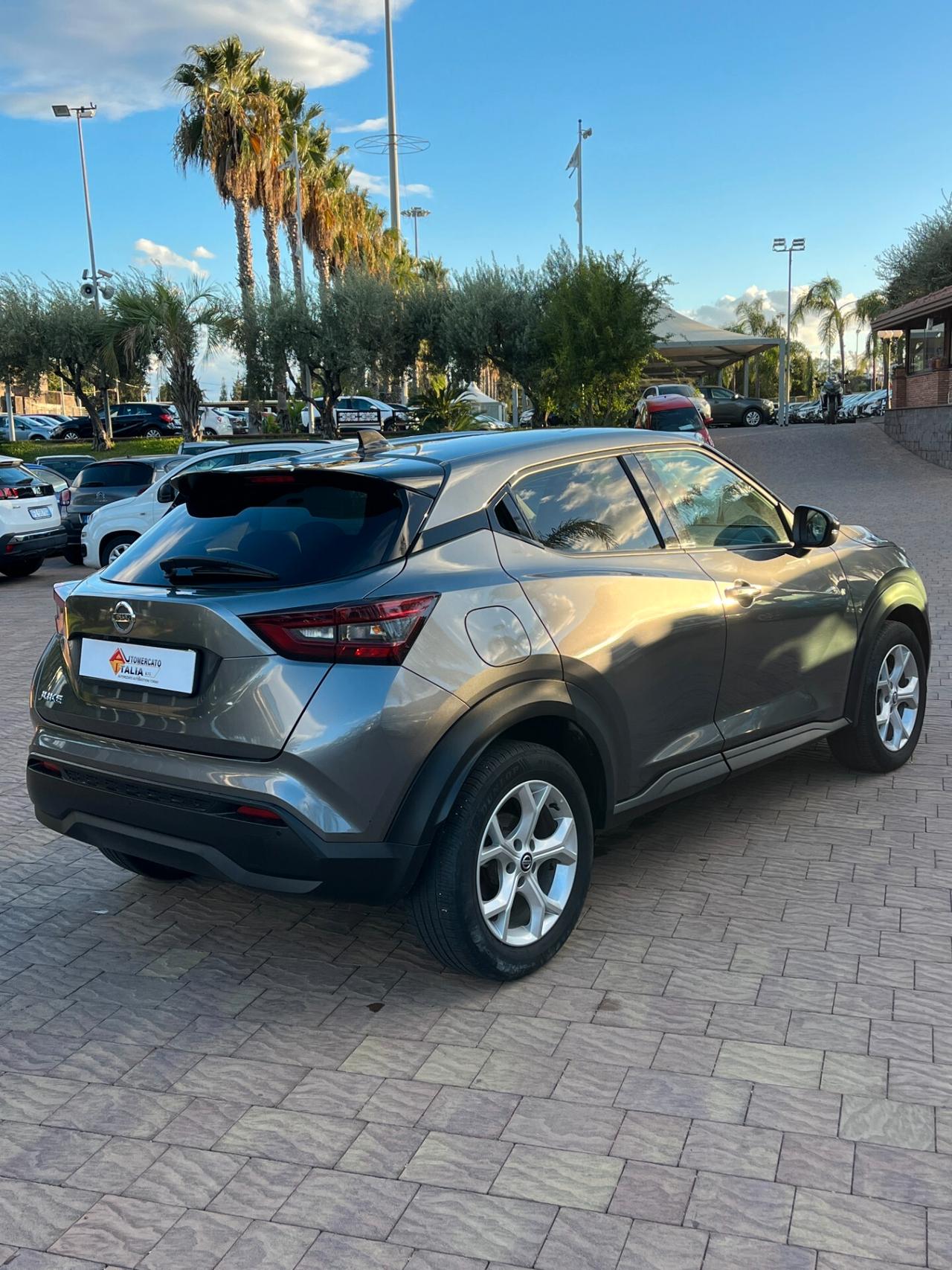 Nissan Juke 1.0 DIG-T 114 CV N-Connecta