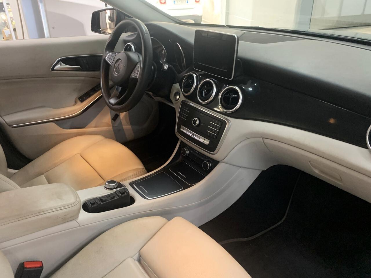 Mercedes-benz CLA 200D AUTOMATICA 2018 KM80800