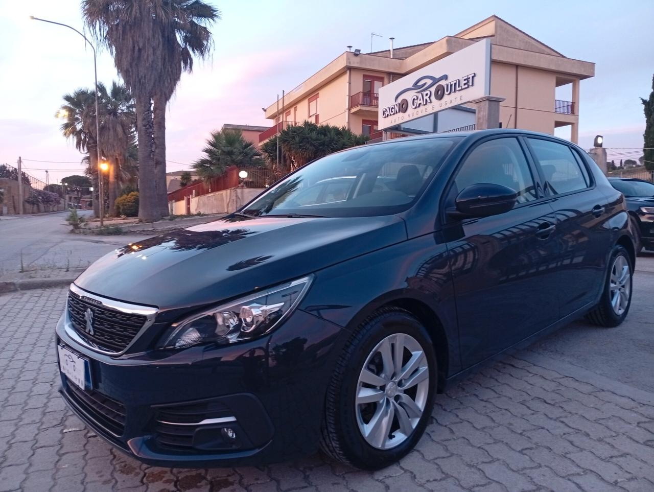 Peugeot 308 BlueHDi 130 S&S Business