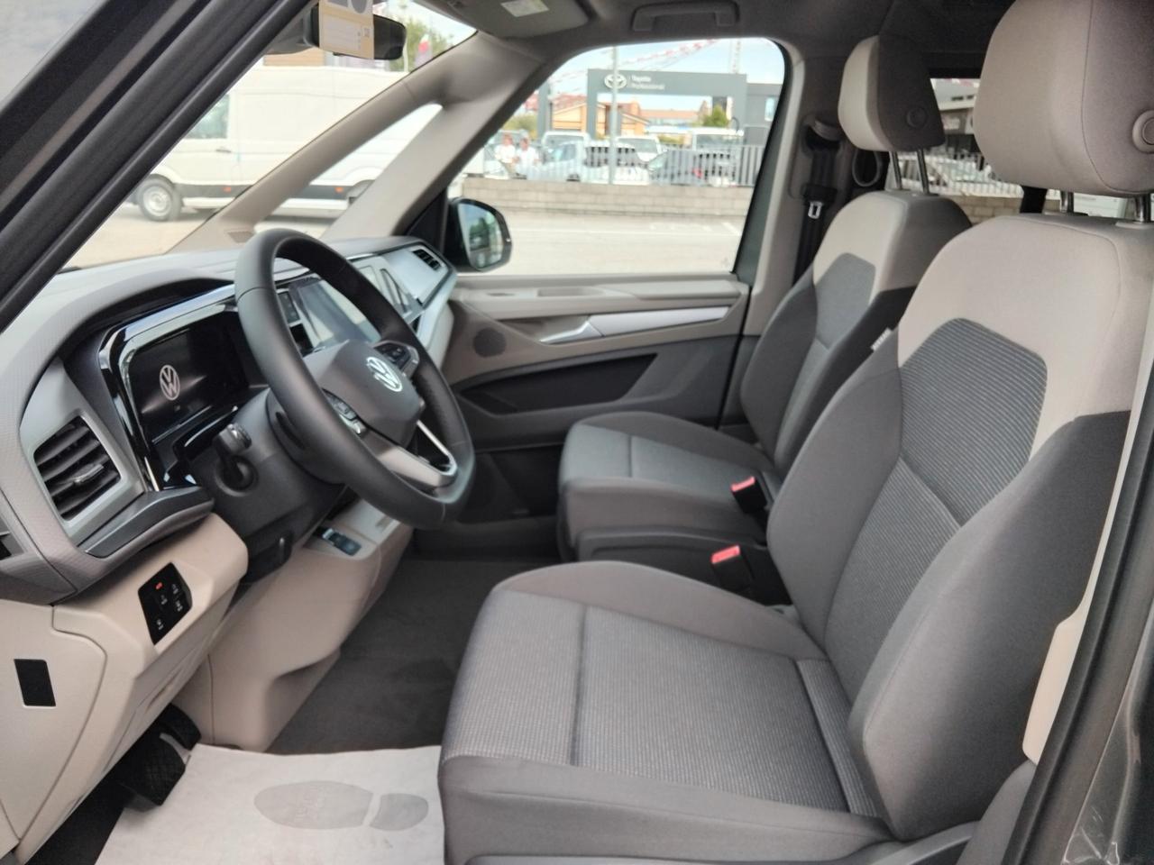 Volkswagen T7 Multivan SPACE PASSO LUNGO 8 POSTI 2.0TDI 110kW ant. DSG