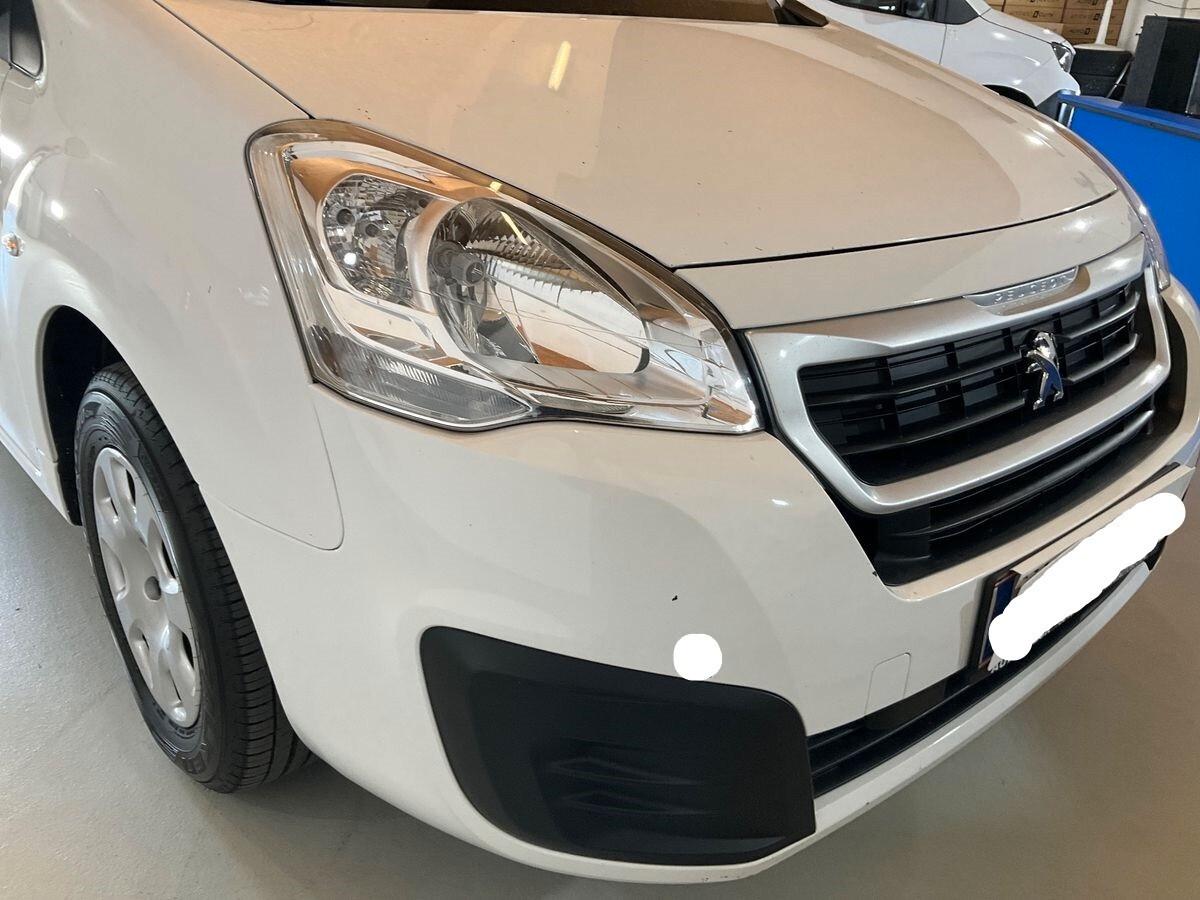 Peugeot Partner Tepee BlueHDi 100 Active
