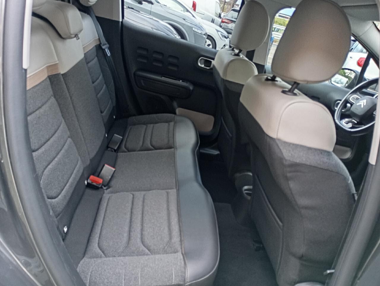 Citroen C3 1.2 PureTech 83CV Shine Pack