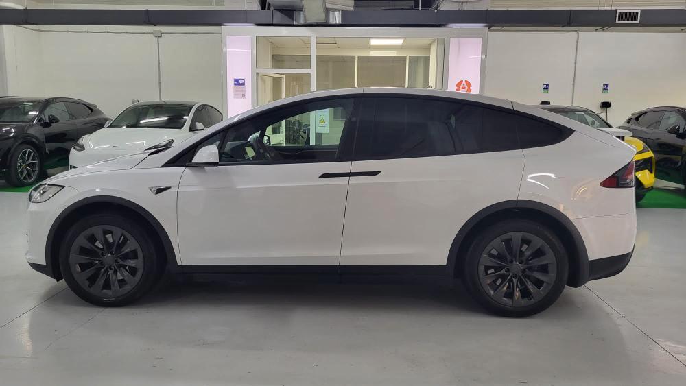 Tesla Model X Long Range Plus awd