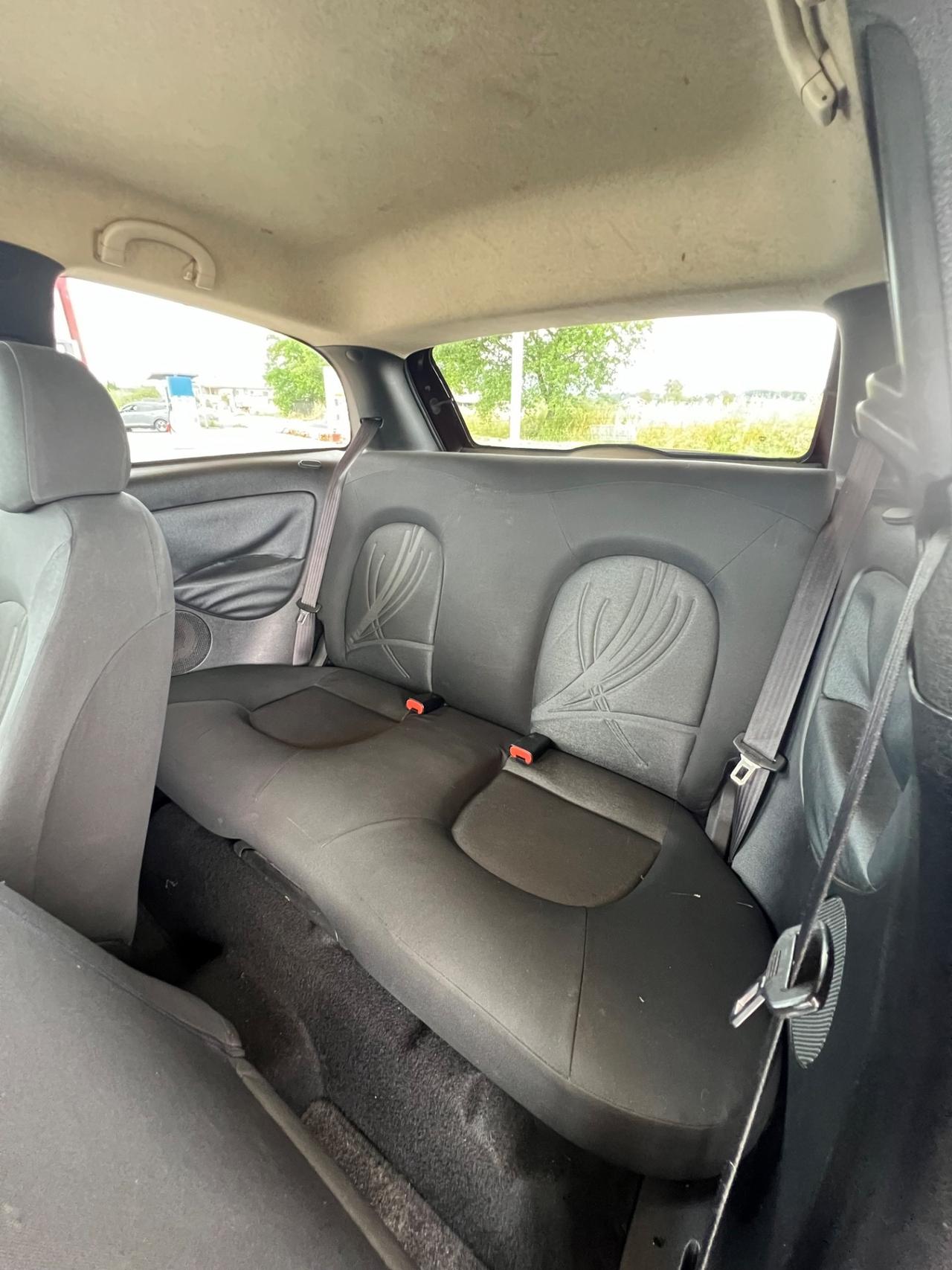Lancia Ypsilon 1.3 MJT 75 CV Elle