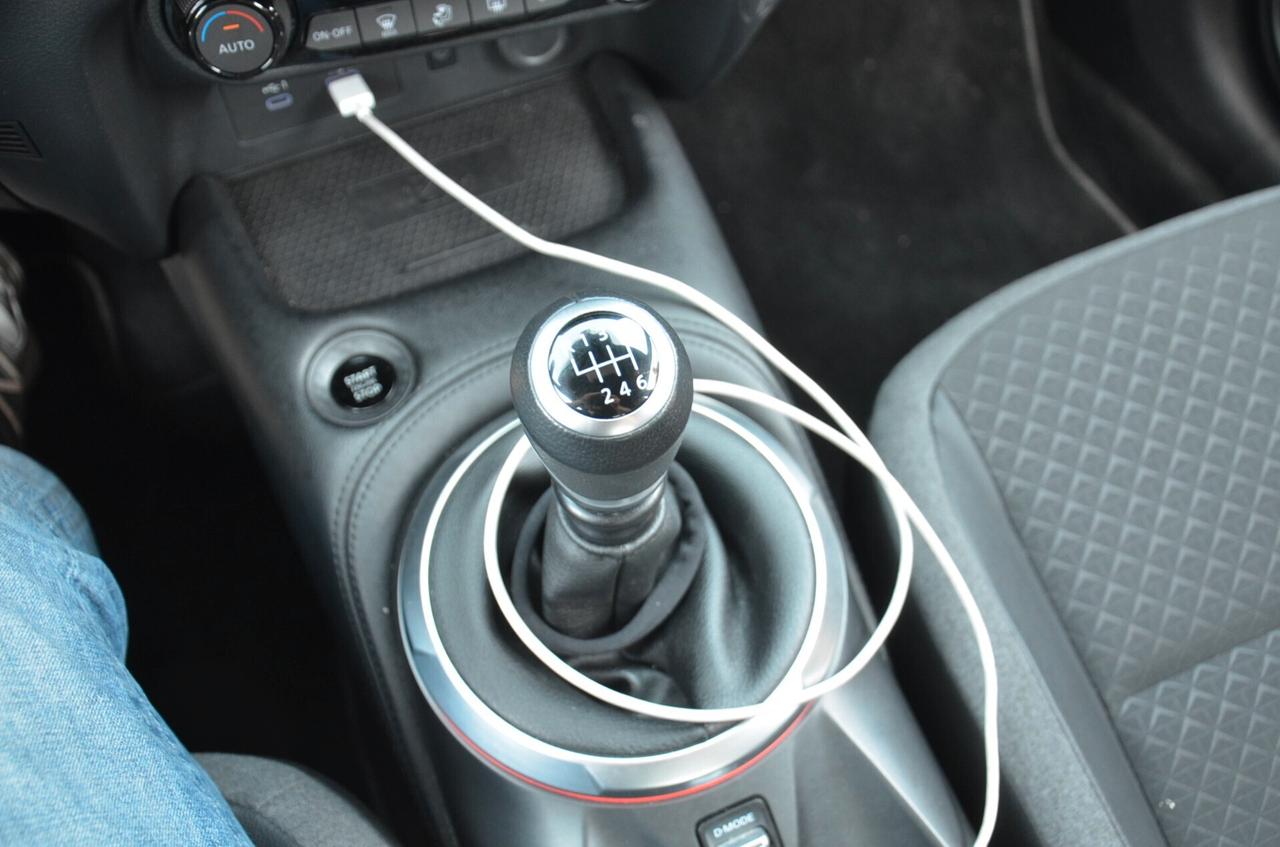 Nissan Juke 1.0 DIG-T 114 CV N-Connecta