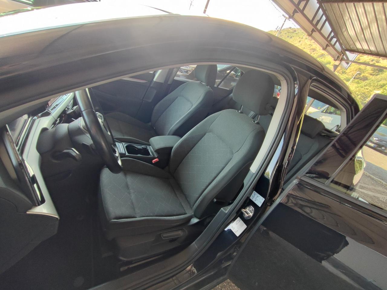 Volkswagen Golf 1.5 eTSI 150 CV EVO ACT DSG 1st Edition Style