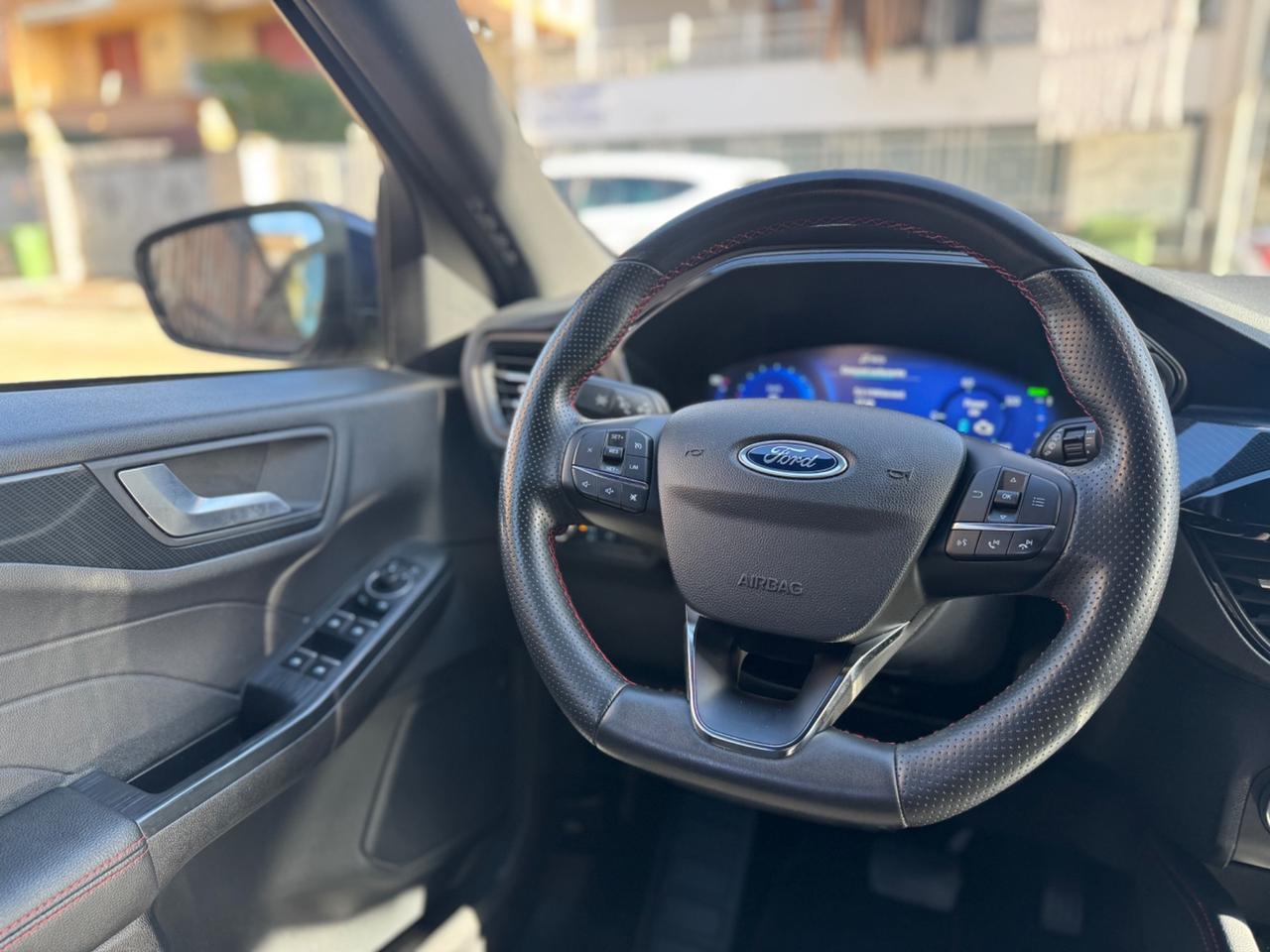 Ford Kuga 2.5 Full Hybrid CVT AWD ST-Line