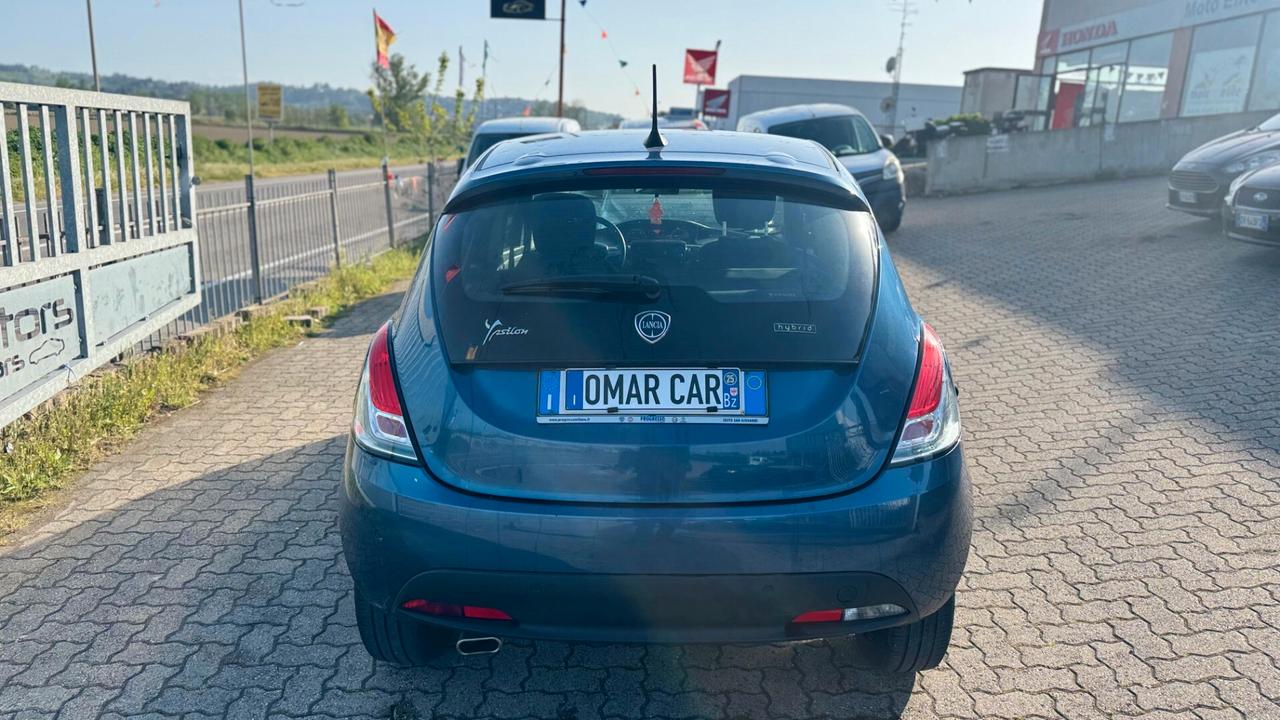 Lancia Ypsilon 1.0 HYBRID 2022