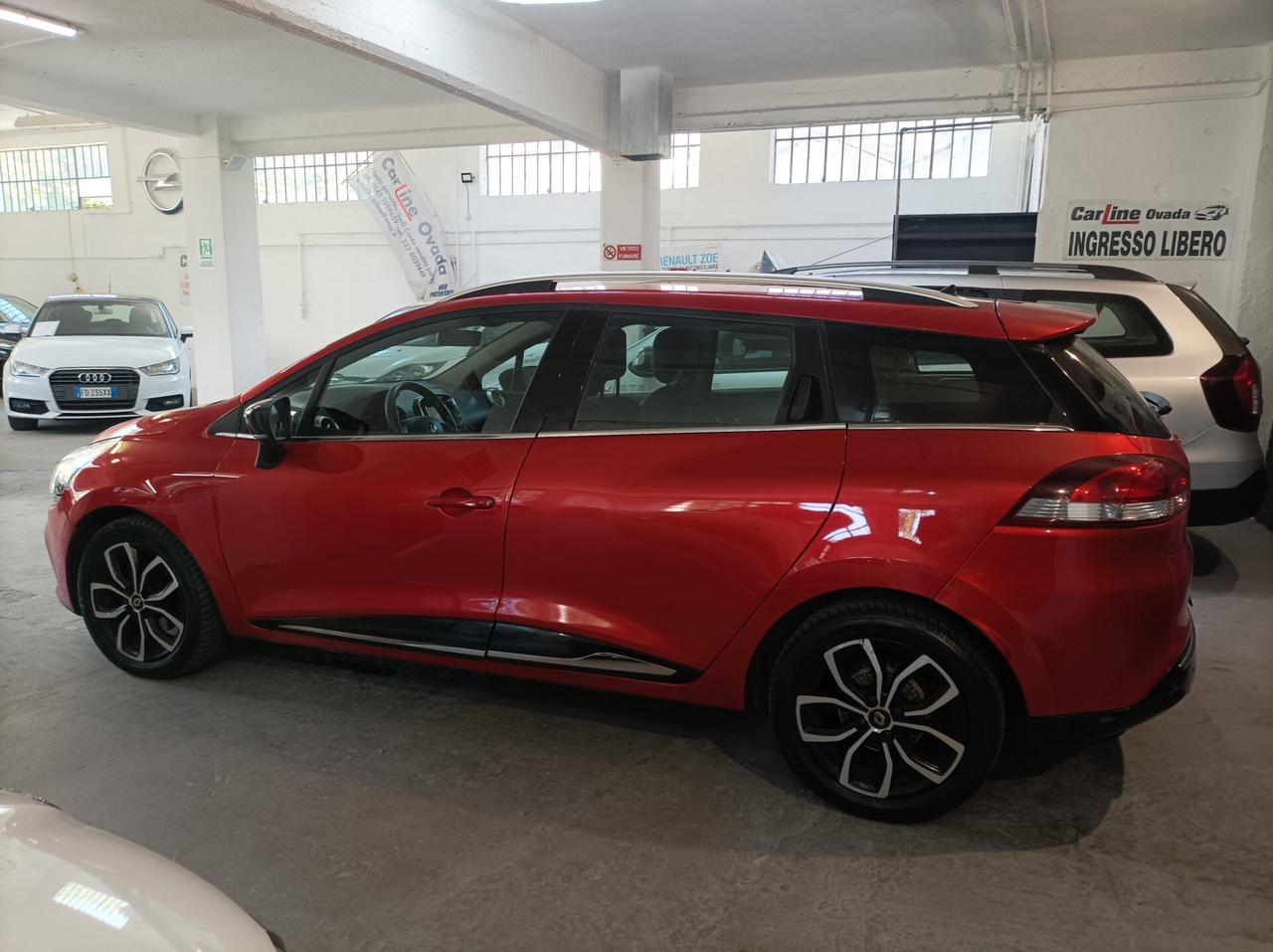 Renault Clio Sporter dCi 90 CV Moschino 2018 sOLO 141000Km