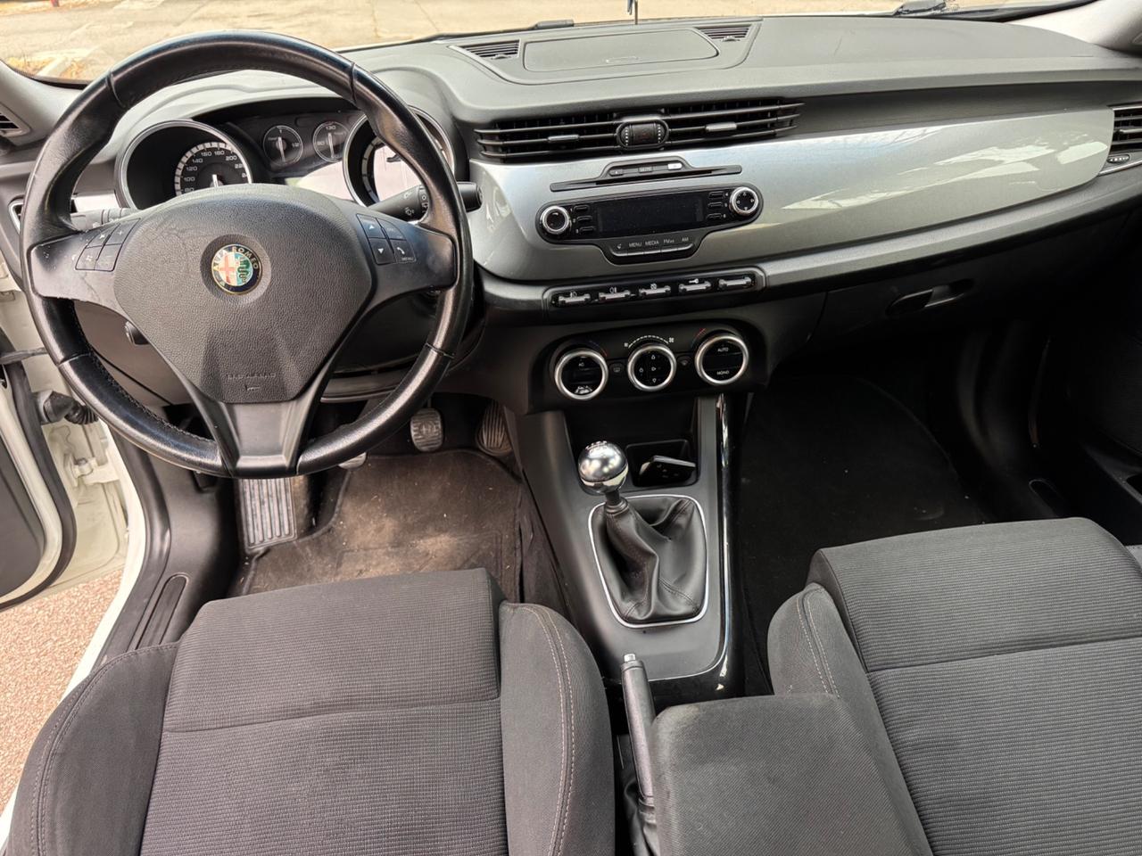 Alfa Romeo Giulietta 1.6 JTDm-2 neopaten garanzia 12 m
