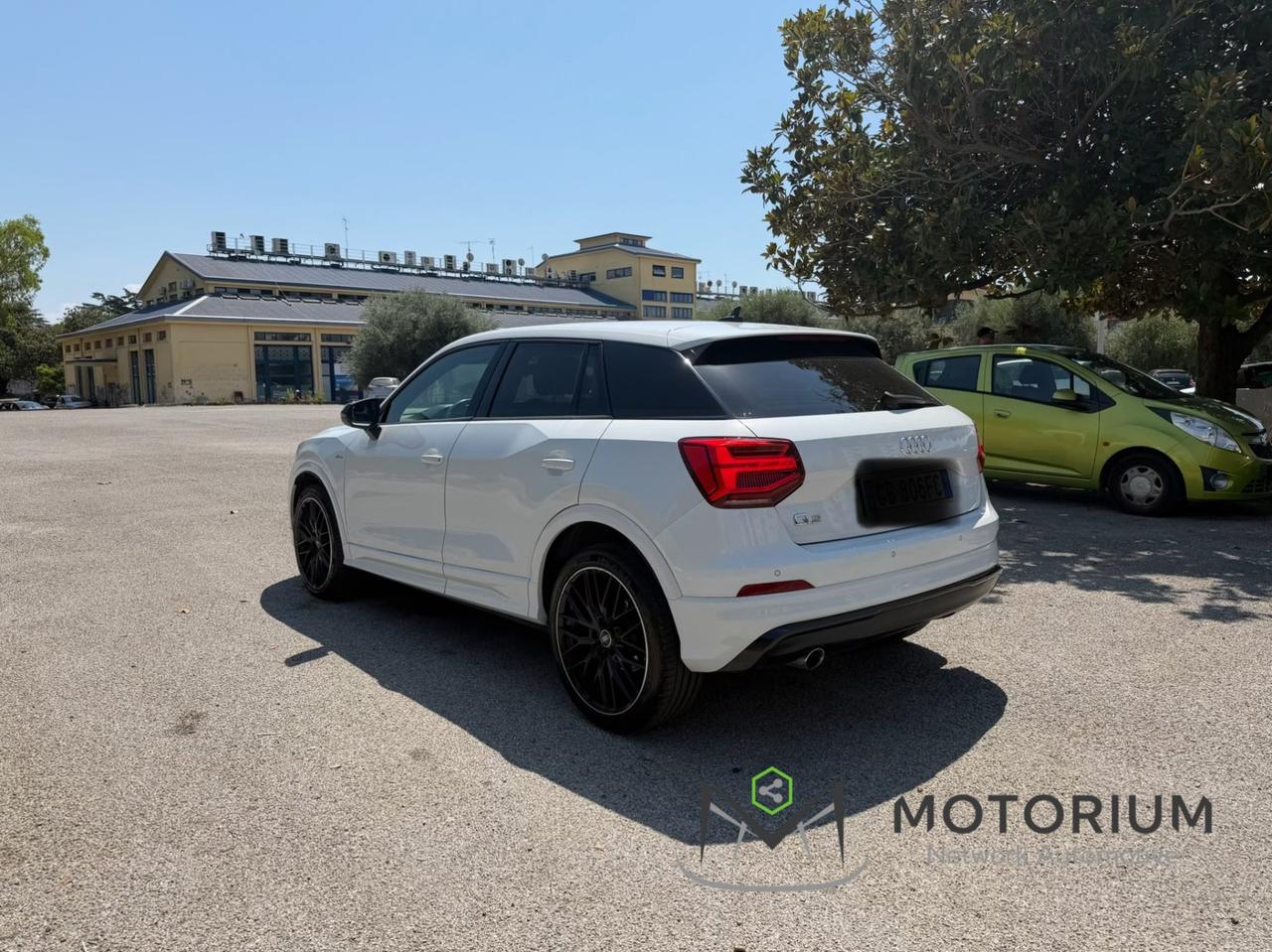 Audi Q2 30 1.6 tdi Identity Black s-tronic my20