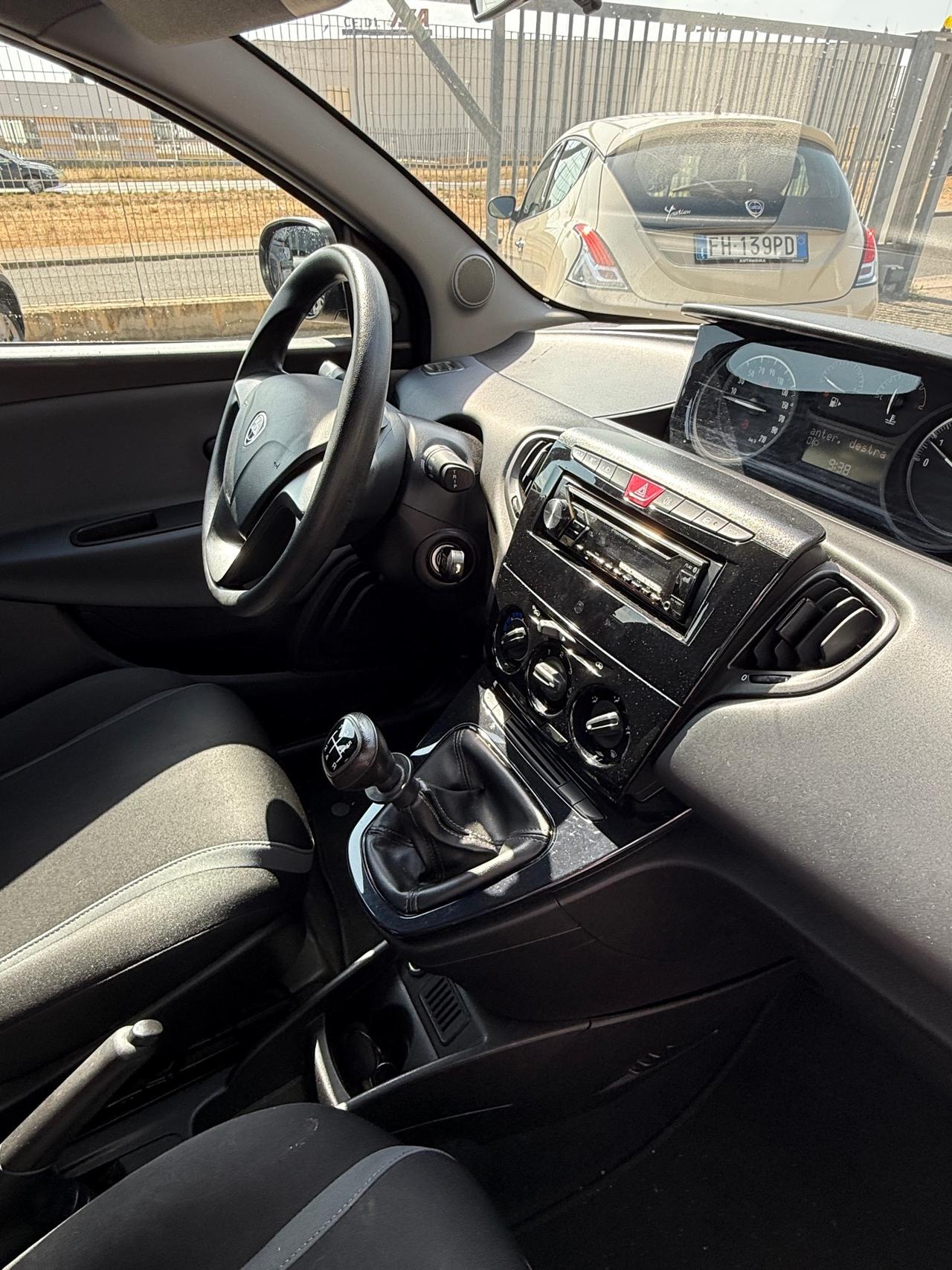 Lancia Ypsilon 1.2 69 CV 5p my18"