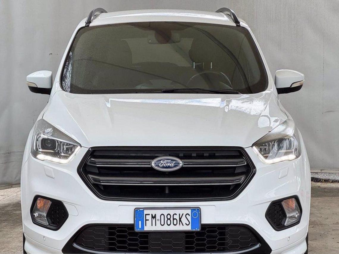 FORD Kuga 1 5 tdci st line ses 2wd 120cv powershift