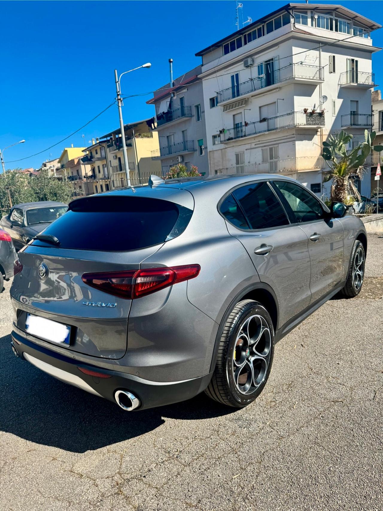 Alfa Romeo Stelvio 2.2 Turbodiesel 190 CV AT8 Q4 Sprint