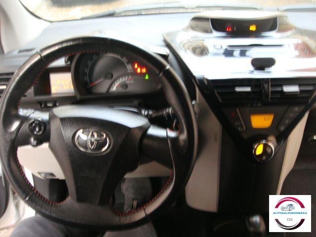 TOYOTA - iQ - 1.0 CVT Active