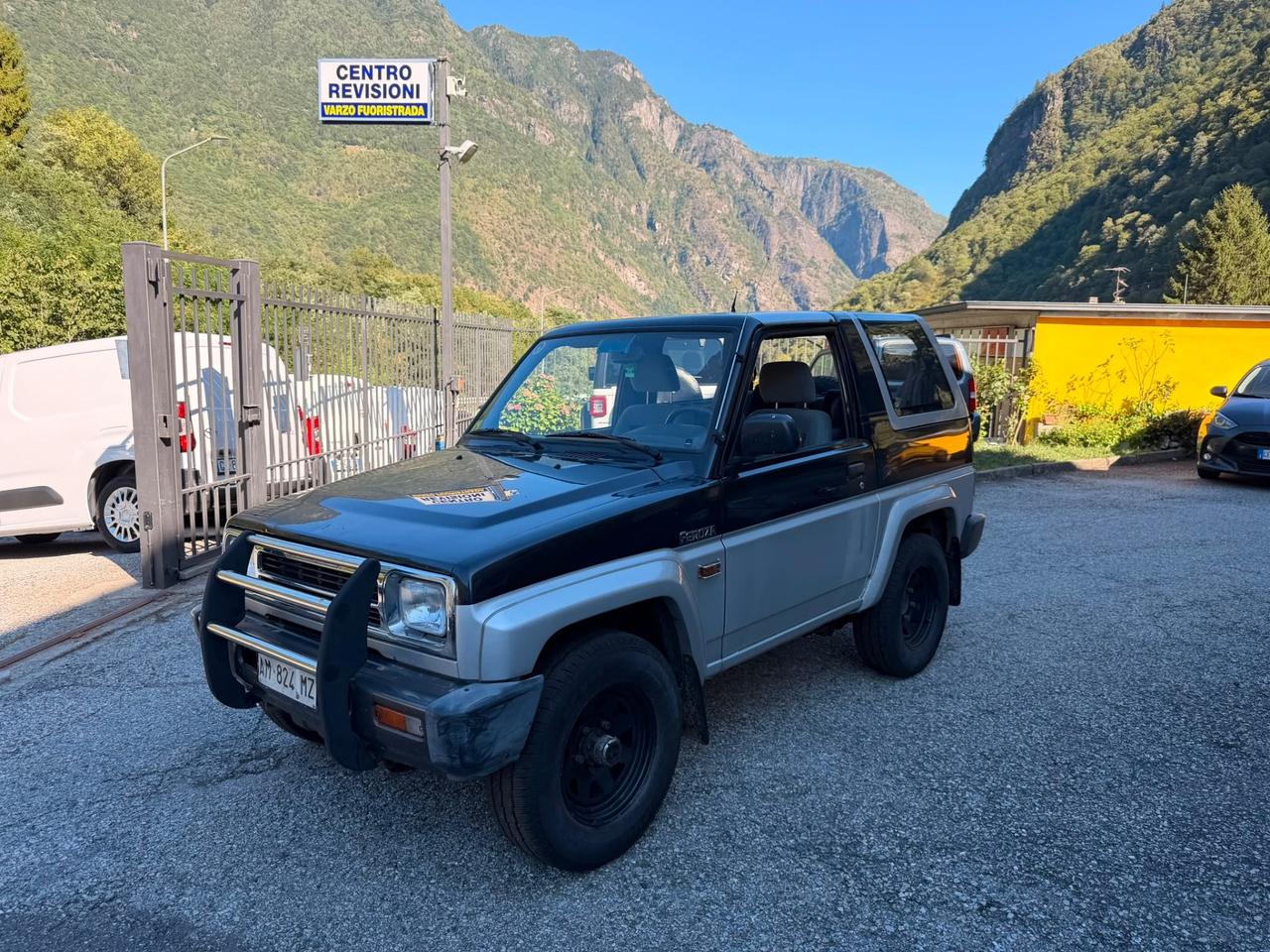 Daihatsu Feroza 1.6i cat Resin-top Full-Time City