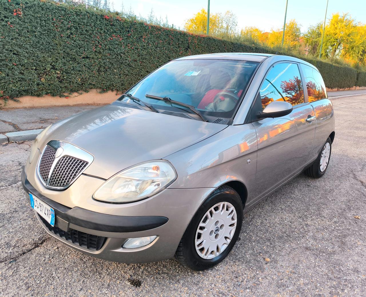 Lancia Ypsilon 1.3 Multijet 16V Platino