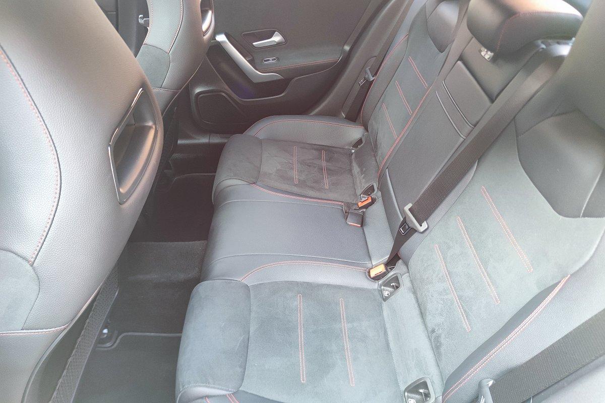 MERCEDES A 180 Automatic AMG Line Advanced Plus