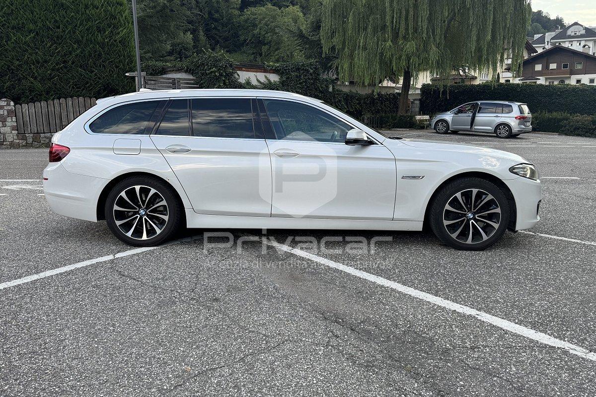 BMW 530d xDrive 249CV Touring Luxury