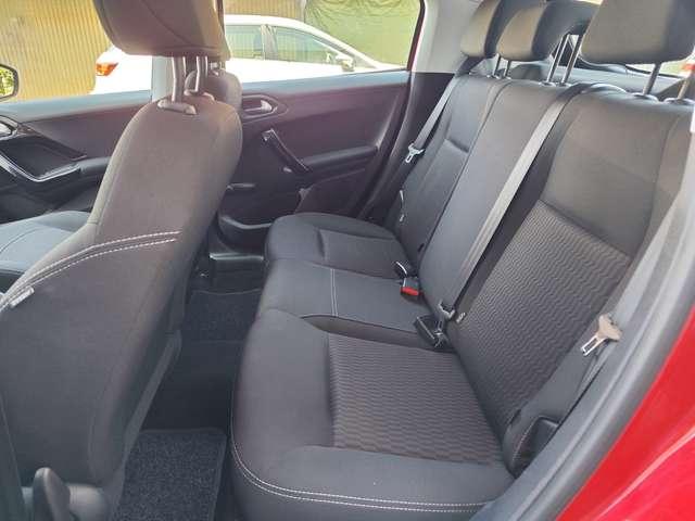 Peugeot 208 208 5p 1.6 bluehdi Touch 75cv