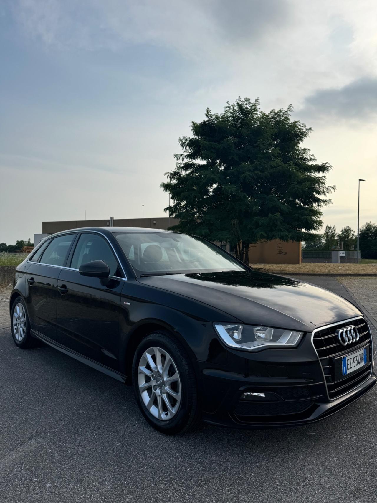 Audi A3 1.6 TDI clean diesel S tronic Ambition