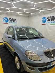 Lancia Ypsilon 1.2 16V Oro