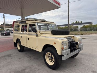 Land Rover Defender 109D