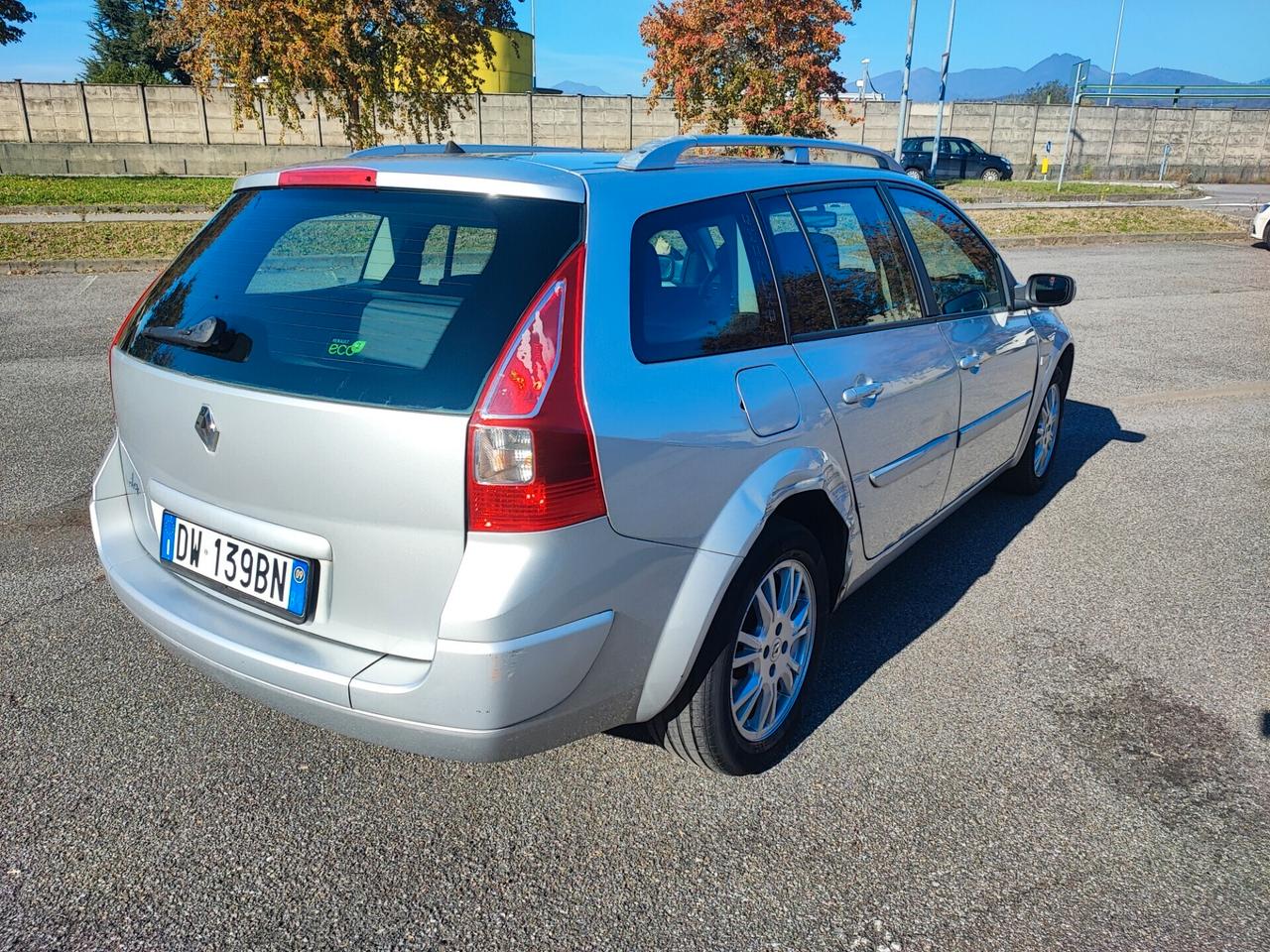 Renault Megane Mégane 1.5 dCi/105CV Grandtour Serie Speciale Exception