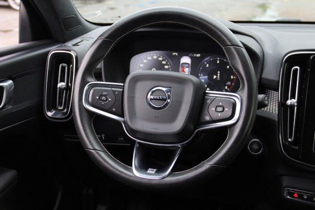 VOLVO XC40 D3 AWD Geartronic R-design