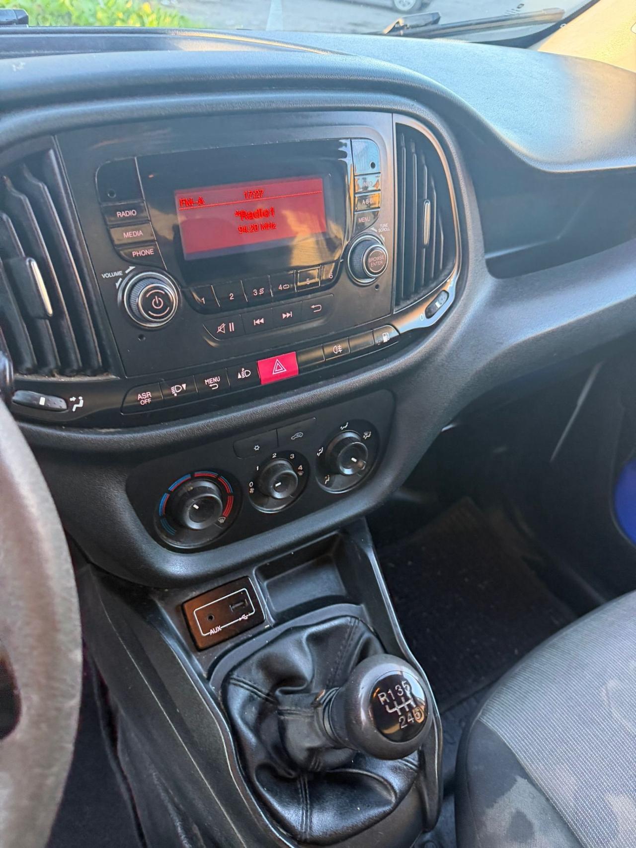 FIAT DOBLO' BENZINA METANO